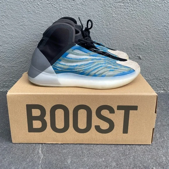 Kanye basketball outlet yeezy
